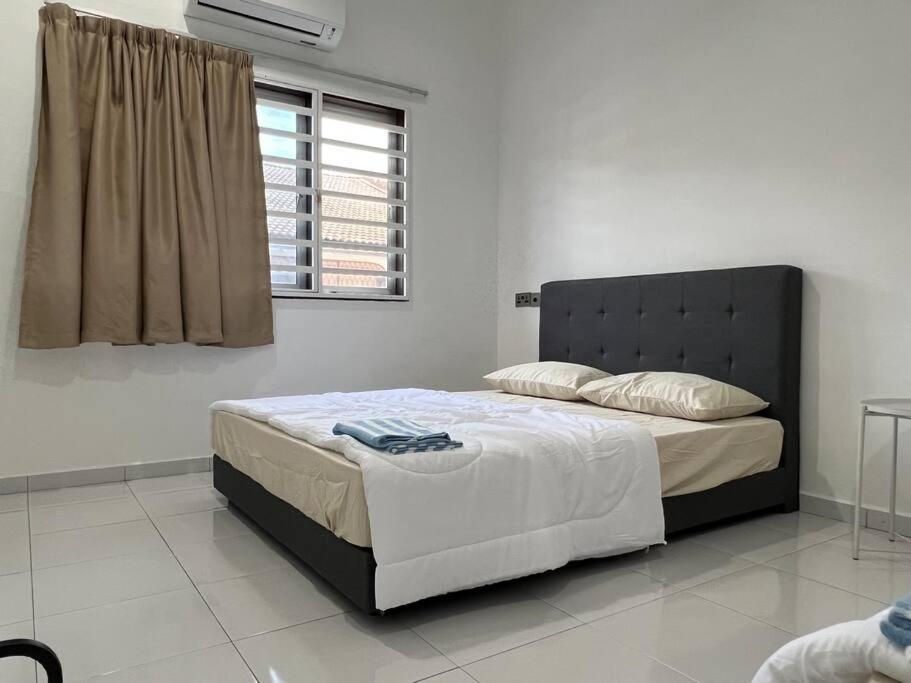 M Guest House2 Muar Ngoại thất bức ảnh